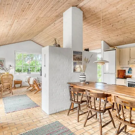 Holiday home Kalevi - 300m From The Sea By Interhome