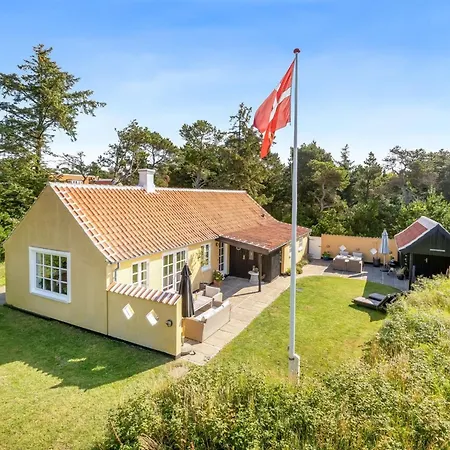 Vakantiehuis Kalevi - 300m From The Sea By Interhome