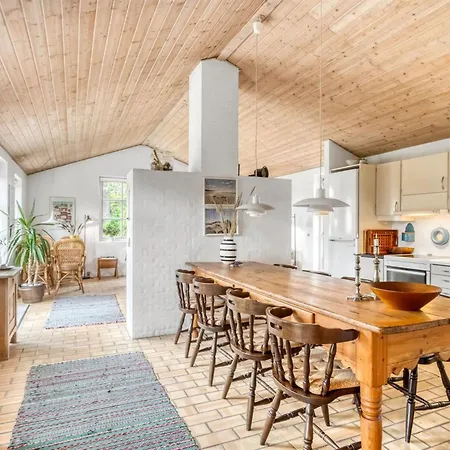 Kalevi - 300m From The Sea By Interhome *